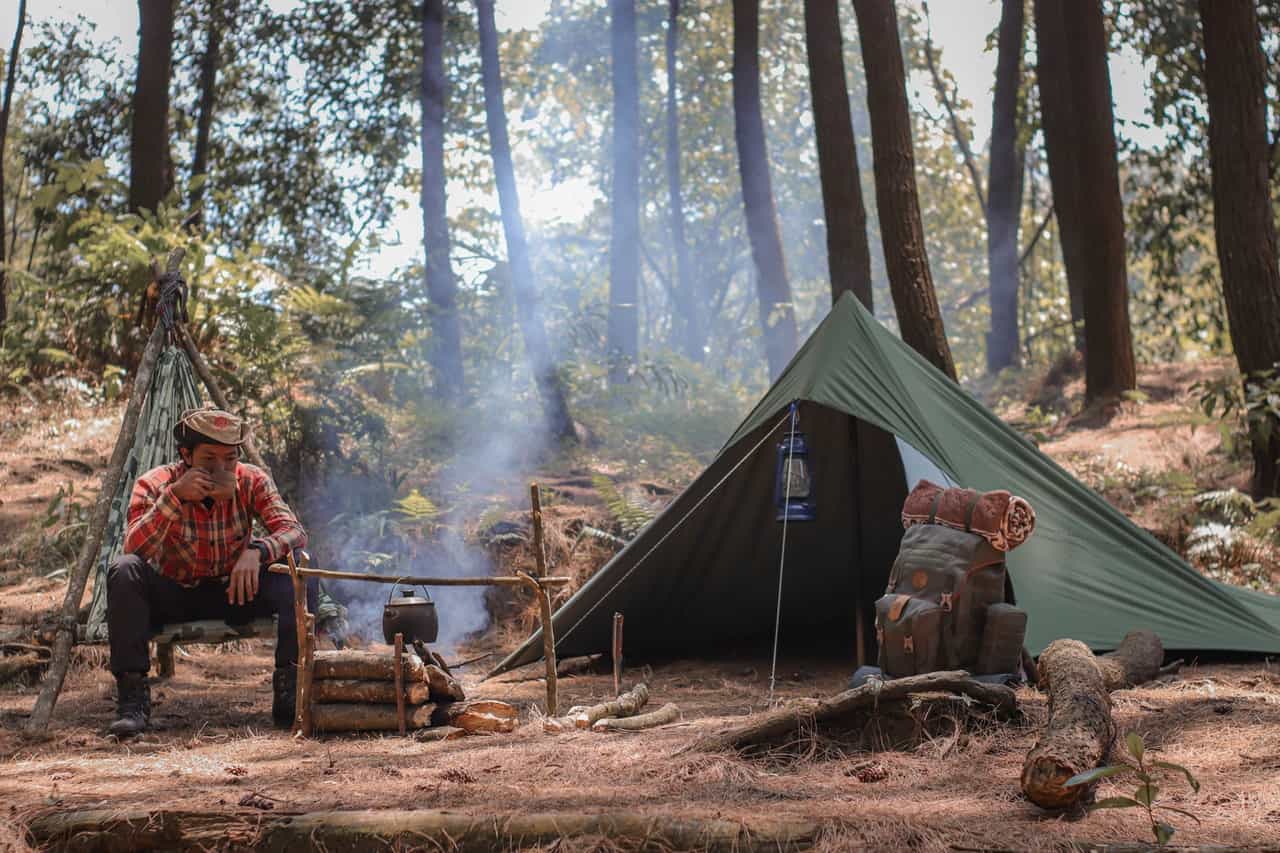 Wildcamping, Lagerfeuer, Zeltplatz