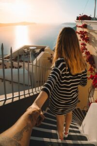 VanLife Ausflug Stadt Besichtigung Treppen Wasser Meer