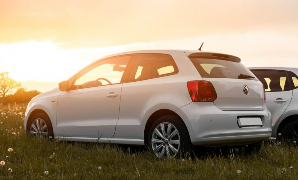 Schlafen im Kleinwagen VW Polo Schlafen im Kleinwagen VW Polo